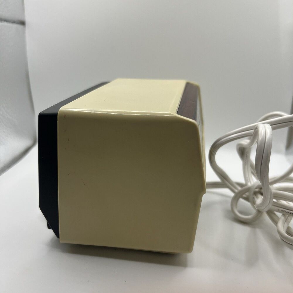Vintage Panasonic Auto Stop Model KP-110 Electric Pencil Sharpener Tested Works - Picture 2 of 6